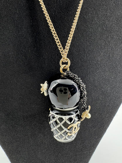 Chanel 10A Double C Acrylic Porcelain shanghai Doll Necklace