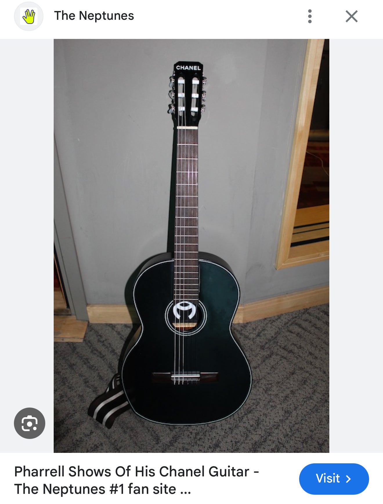 Rare Chanel Guitar 2009 Limited Edition