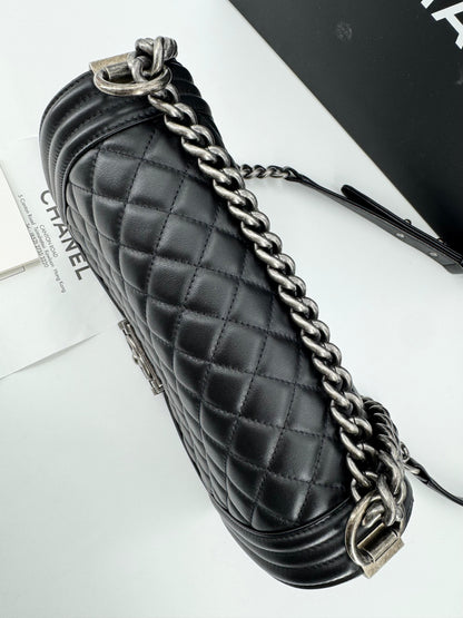 Chanel Boy black leather bag silver hardware