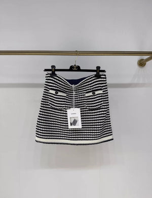 Chanel 22P Black & White striped knitted skirt