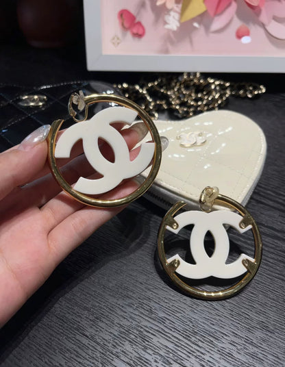 Chanel 24S White Acrylic Double CC Gold hoope earrings