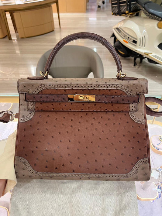 Hermes kelly 32 Ghillie Etrusque, Mousse, Marron Fonce Ostrich leather gold hardware