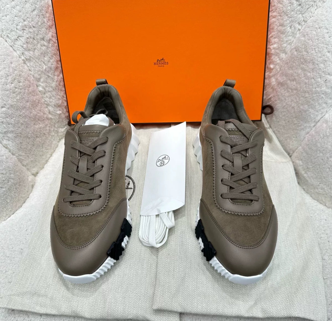 Hermes Men's Etoupe Suede Brume Bouncing 42 Sneaker – Wararni.com