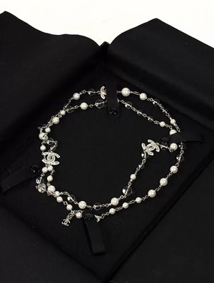 Chanel 25C White Glass Sweater Chain neckalce