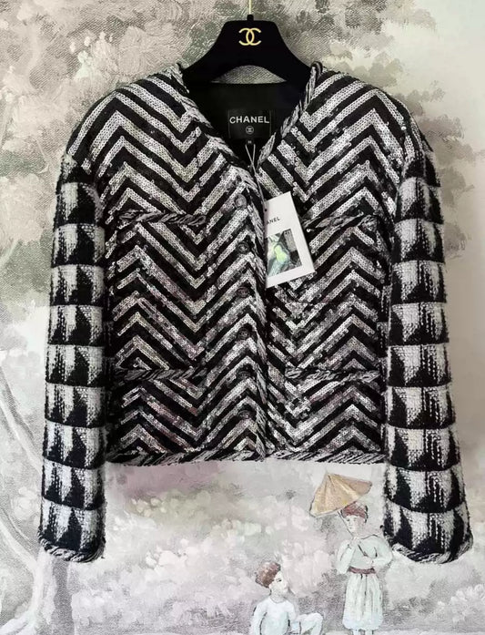 Chanel 21K Black & White Jacket