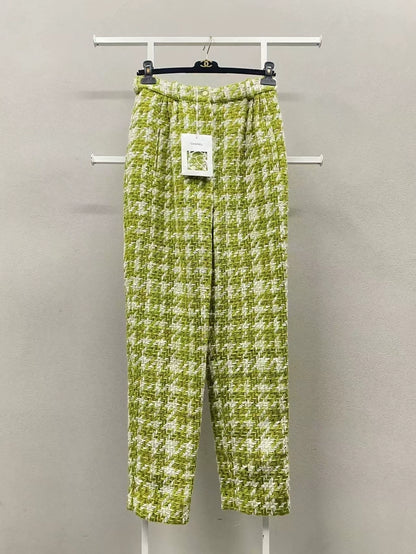 Chanel 22B Yellow-green woven tweed trousers