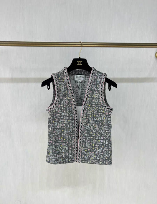 CHANEL 24C RUNWAY VEST BLACK/ ECRU/ MULTICOLOUR size 34