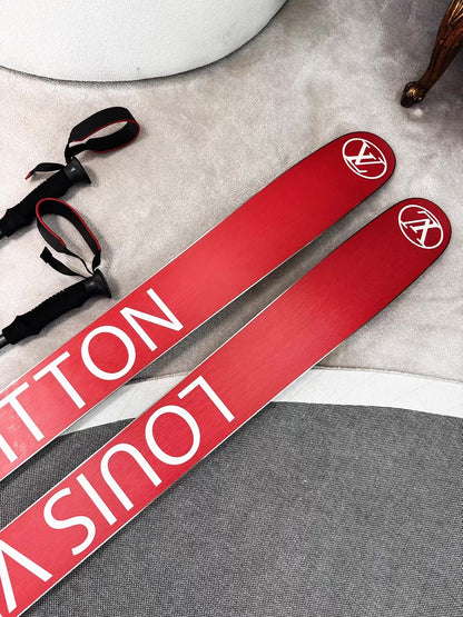 Louis Vuitton Alpes Skis R98007 limited edition