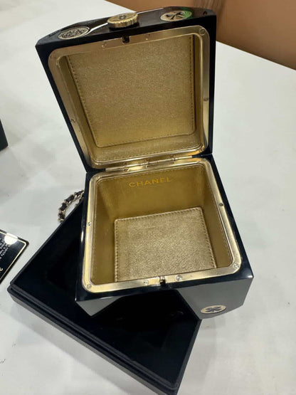 Chanel Autumn/Winter 2015 Couture Dice Casino Minaudière Plexiglass Bag