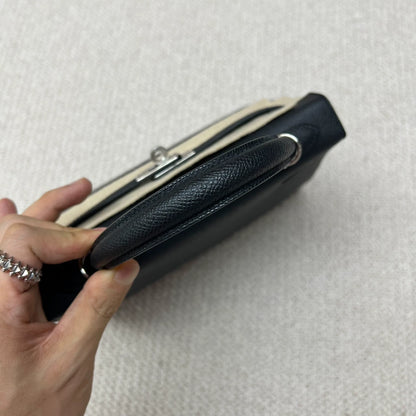 Hermès Kelly 25 black Epsom leather palladium hardware