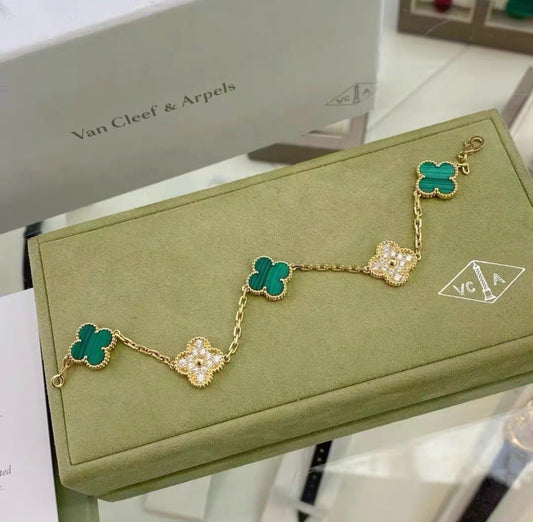 Van Cleef & Arpels Vintage limited edition Alhambra Malachite and Diamond Yellow Gold Bracelet