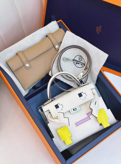 Hermès "Quelle Idolle" Picto Kelly Doll Nata Epsom Palladium Hardware