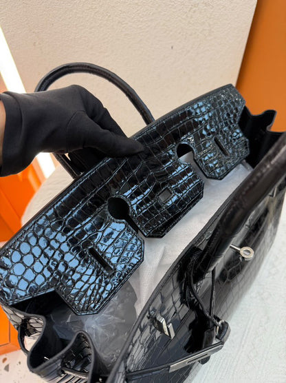 Hermès Birkin 35 Black Shiny Niloticus Crocodile Palladium Hardware