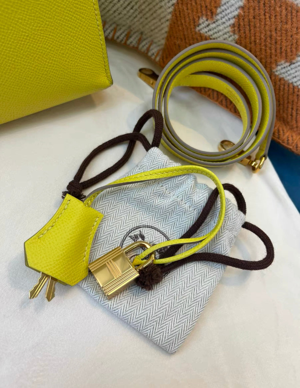 Hermès Kelly 28 Sellier Lime Epsom GHW – Wararni.com