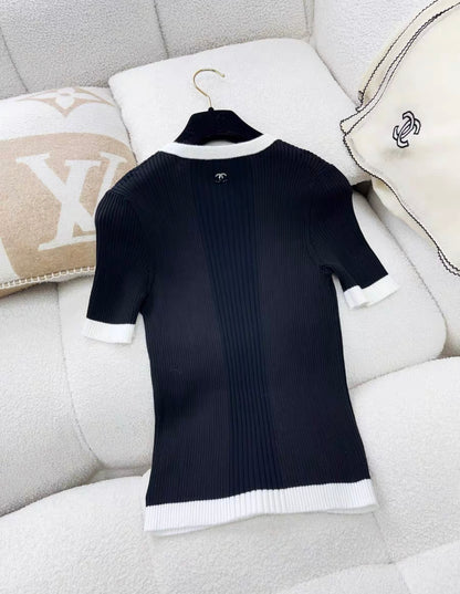 Chanel 25C Black & Ecru Cotton Tee-Shirt size 38