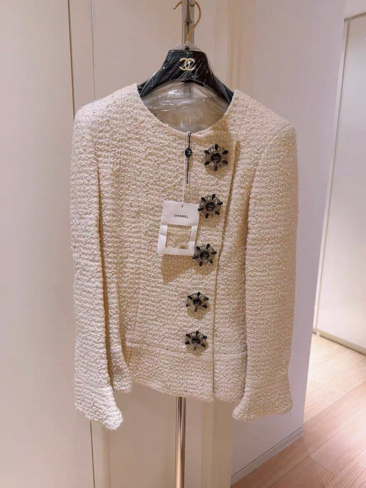 Chanel 18A ecru pearl tweed jacket