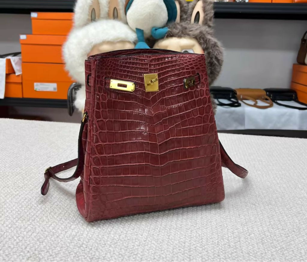 Hermès Kelly Sport 24 Rouge H Crocodile Gold Hardware