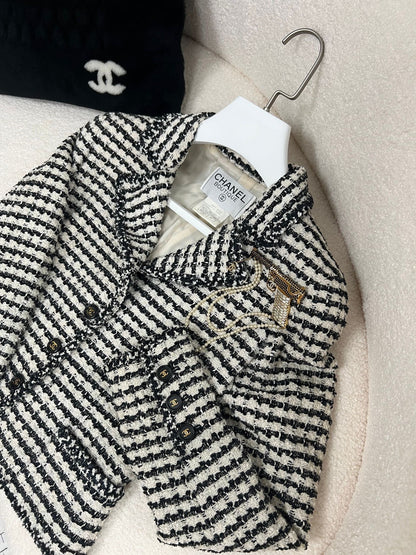 CHANEL Chidori Pattern Coco Button Tweed Jacket