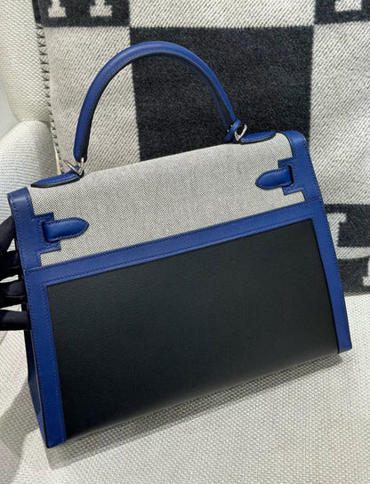 Hermès Kelly Limited Edition 32 Noir (Black)/Bleu Saphir Sellier Epsom Palladium Hardware