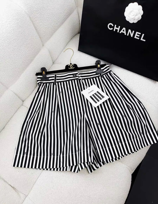 Chanel 24M coco beach striped shorts with CC logo and sparkling diamonds size 36