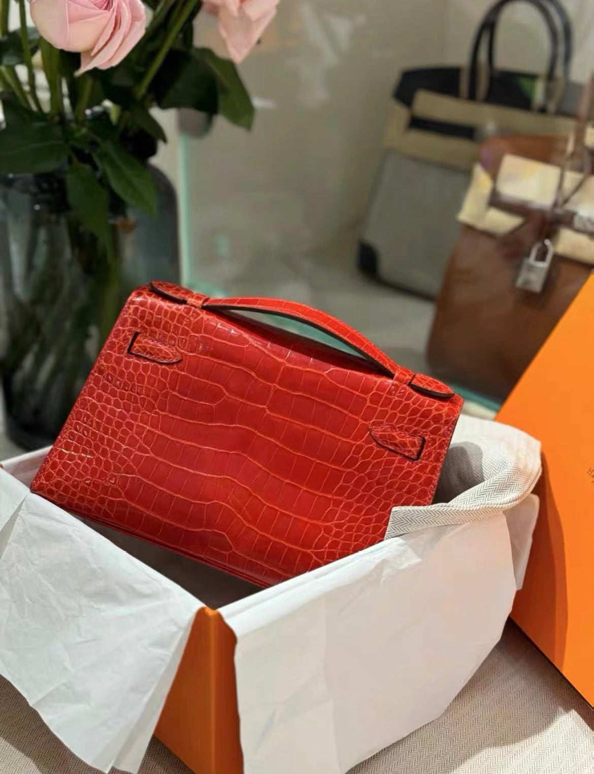 Hermès Kelly Pochette Red Shiny Alligator Palladium Hardware