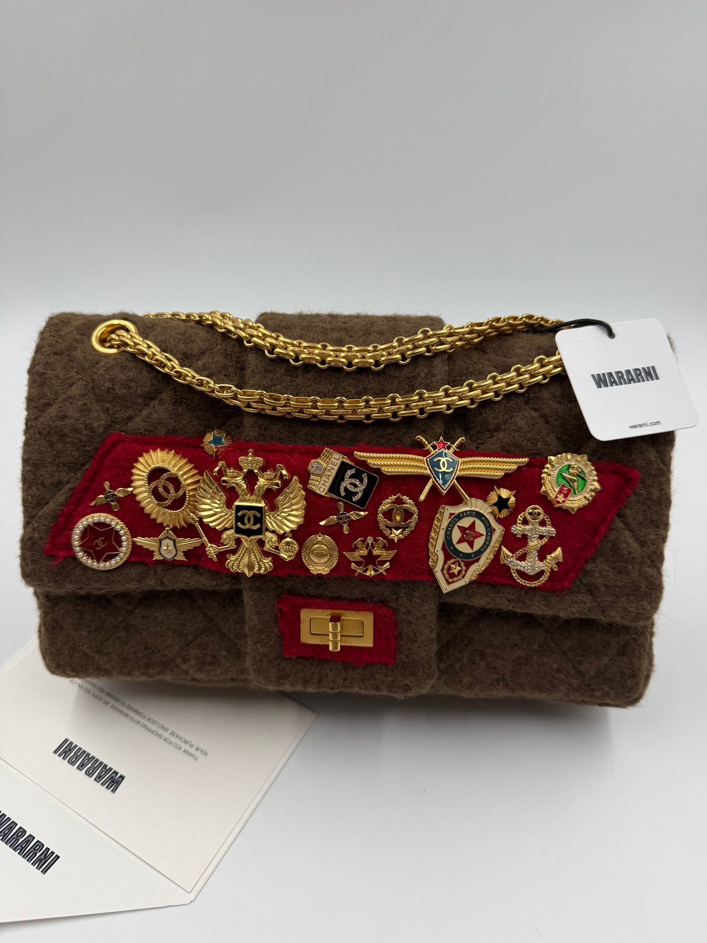Rare Chanel 2009 Pre-fall Paris Moscow 2.55 badge bag