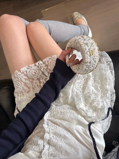 Chanel 25A Mini Hula Hoop in wool