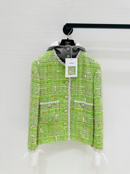 Chanel 25C jacket in green tweed