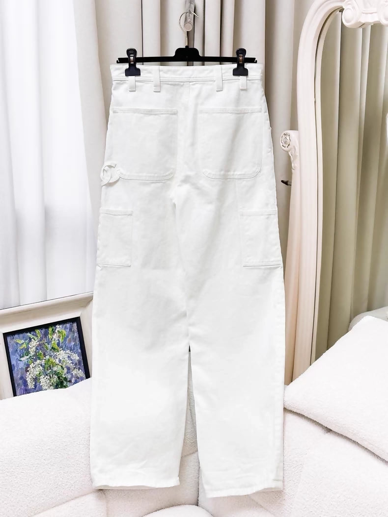 Chanel 26P white cargo jeans with double C logo