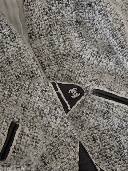 Chanel 10A grey and white tweed jacket