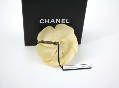 Chanel Vintage 81-85 Fabric Beige Camellia Brooch