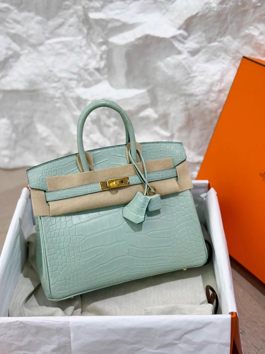 Hermes Birkin 25 6U Vert D'eau matte crocodile leather gold hardware