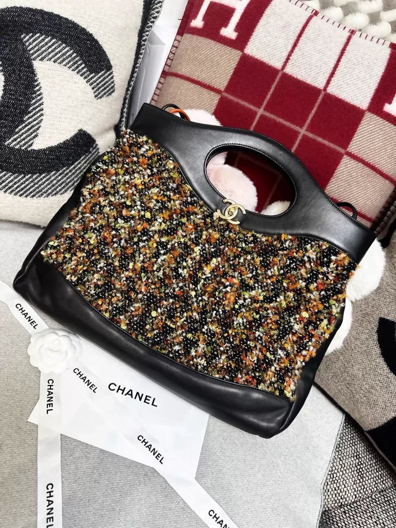 Chanel 18k limited edition 31 bag, black and gold tweed leather large tote bag with gold hardwre