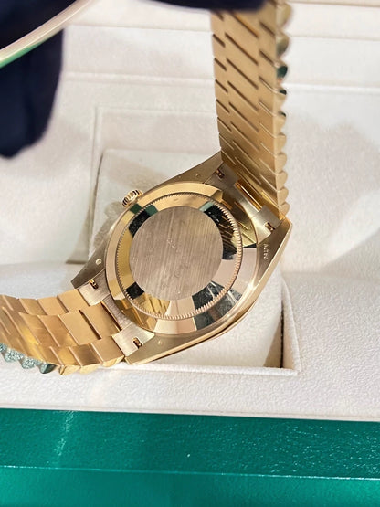 Rolex Day-Date series m228238-0071 18K yellow gold, 40mm diameter, automatic mechanical movement