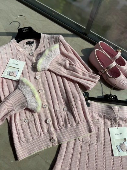 Chanel 25B pink knit set cardigan & skirt