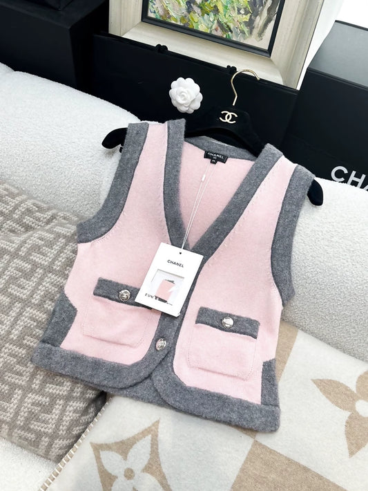 Chanel 21B pink and grey knit vest