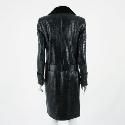 Chanel 19A Métiers d
Art Leather jacket Egypt Collection