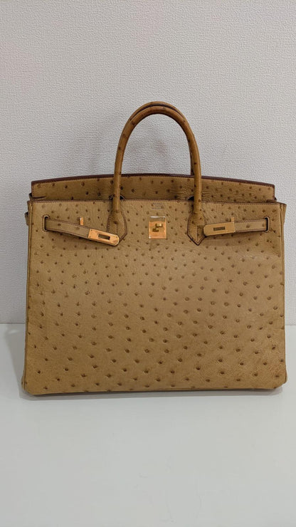 Hermes Birkin 40 Ostrich Leather Gold Hardware (very rare)