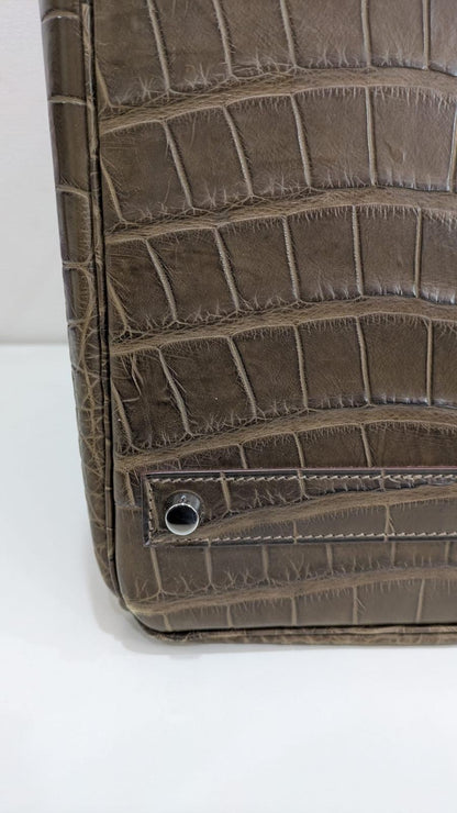 Rare Hermes Birkin 40 Gris Elephant Matte Alligator leather palladium hardware