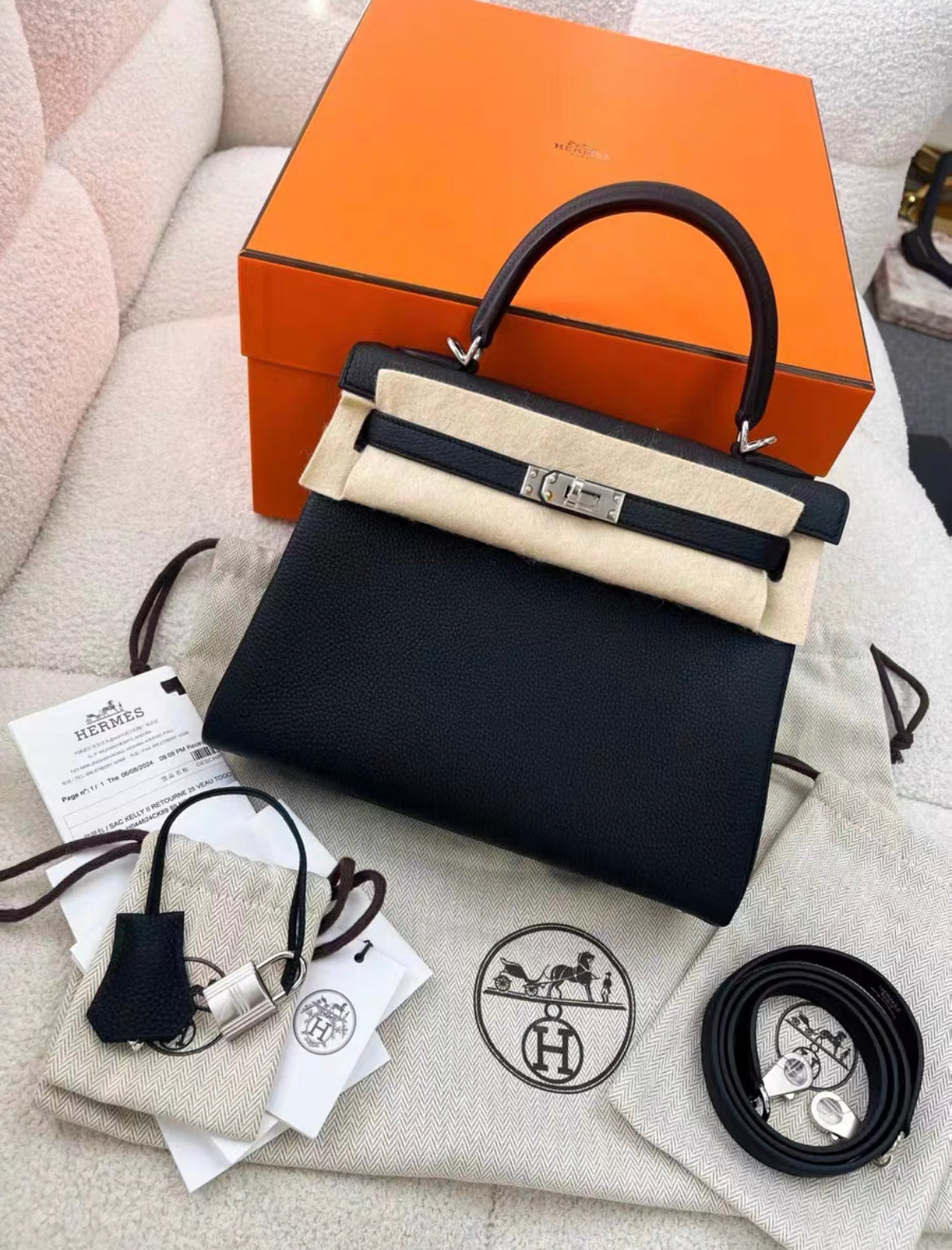 HERMES Kelly 25 Togo Black Palladium Hardware