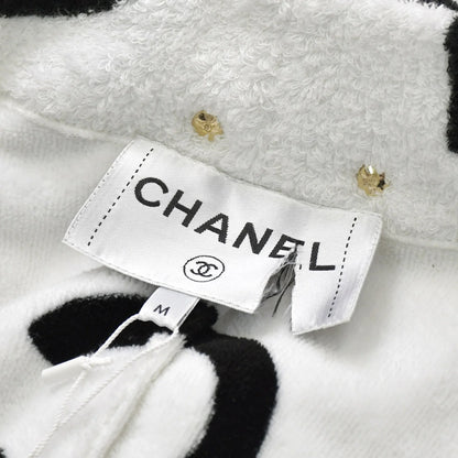 CHANEL 23M Black & White CC Logo Bathrobe