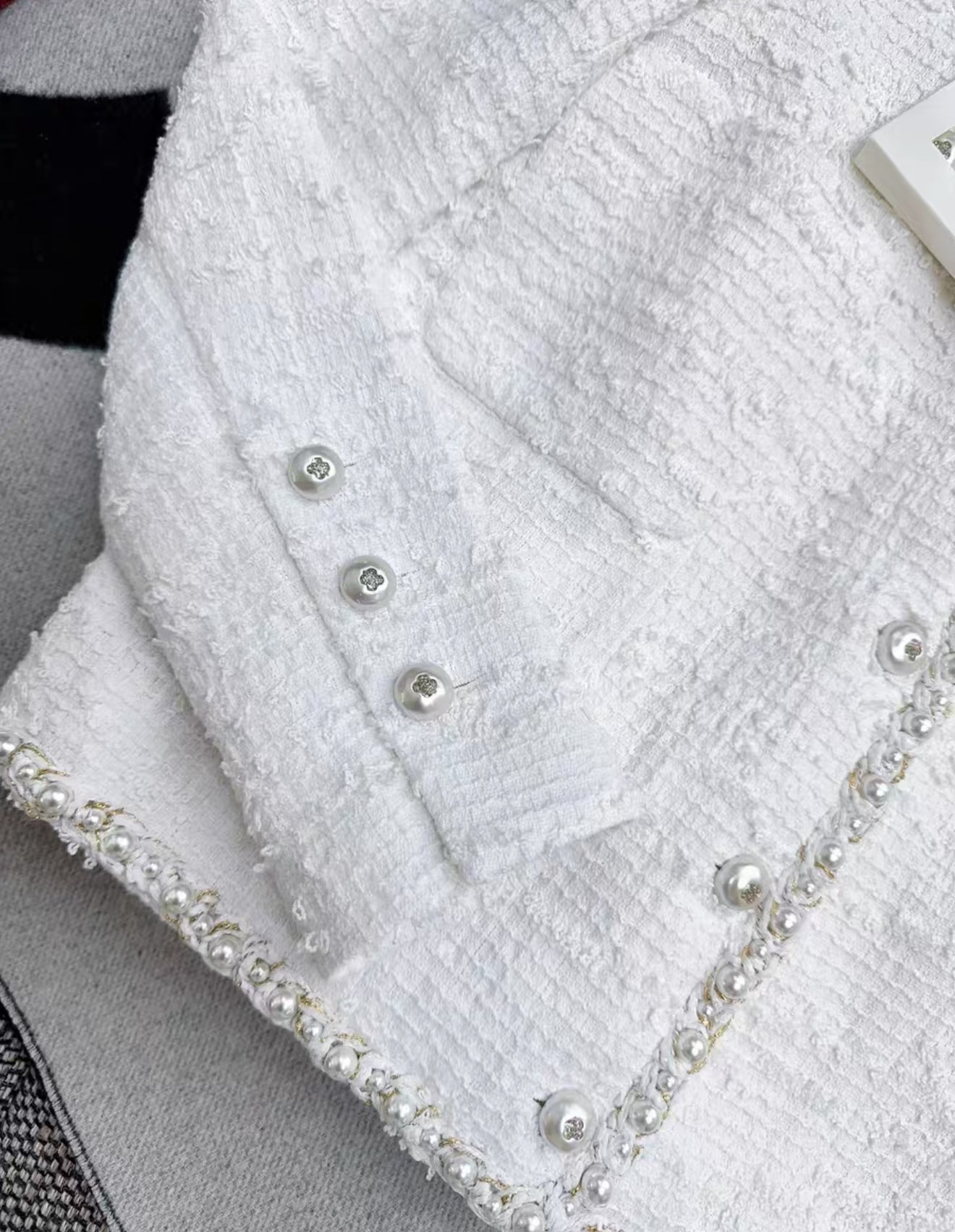 Chanel 25P white tweed pearl jacket
