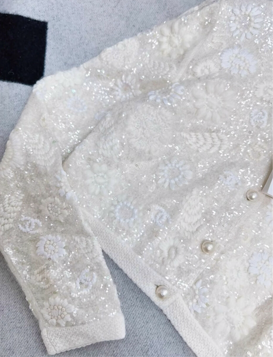Chanel 21s ecru cardigan