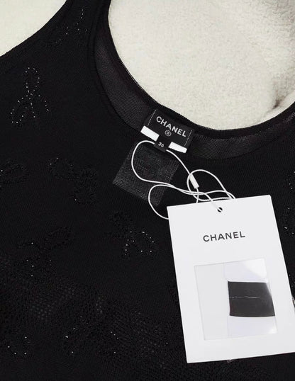 Chanel 24P diamond bow black top size 36