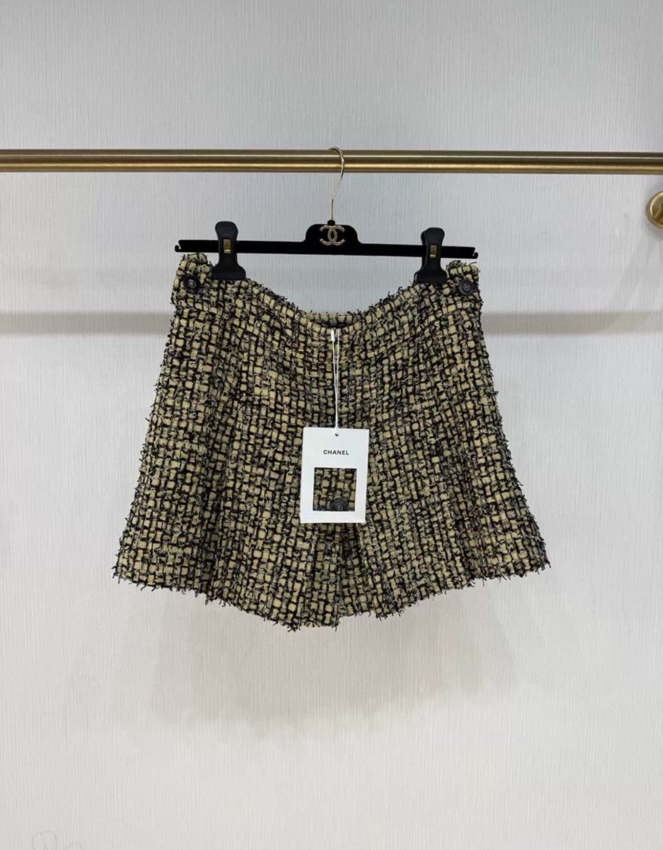 Chanel 22P tweed shorts