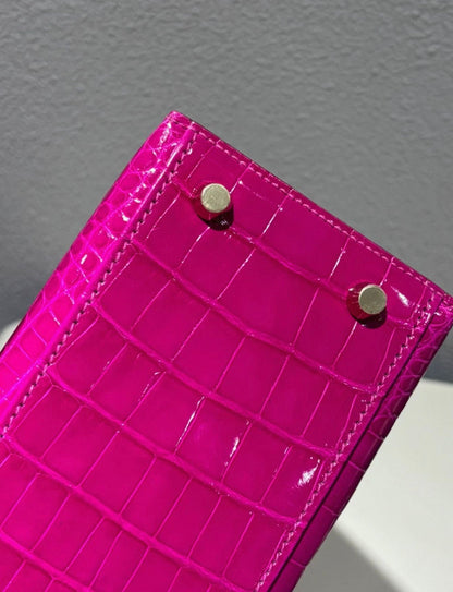 Hermes Kelly 25 Fuchsia 5J shiny crocodile leather gold hardware