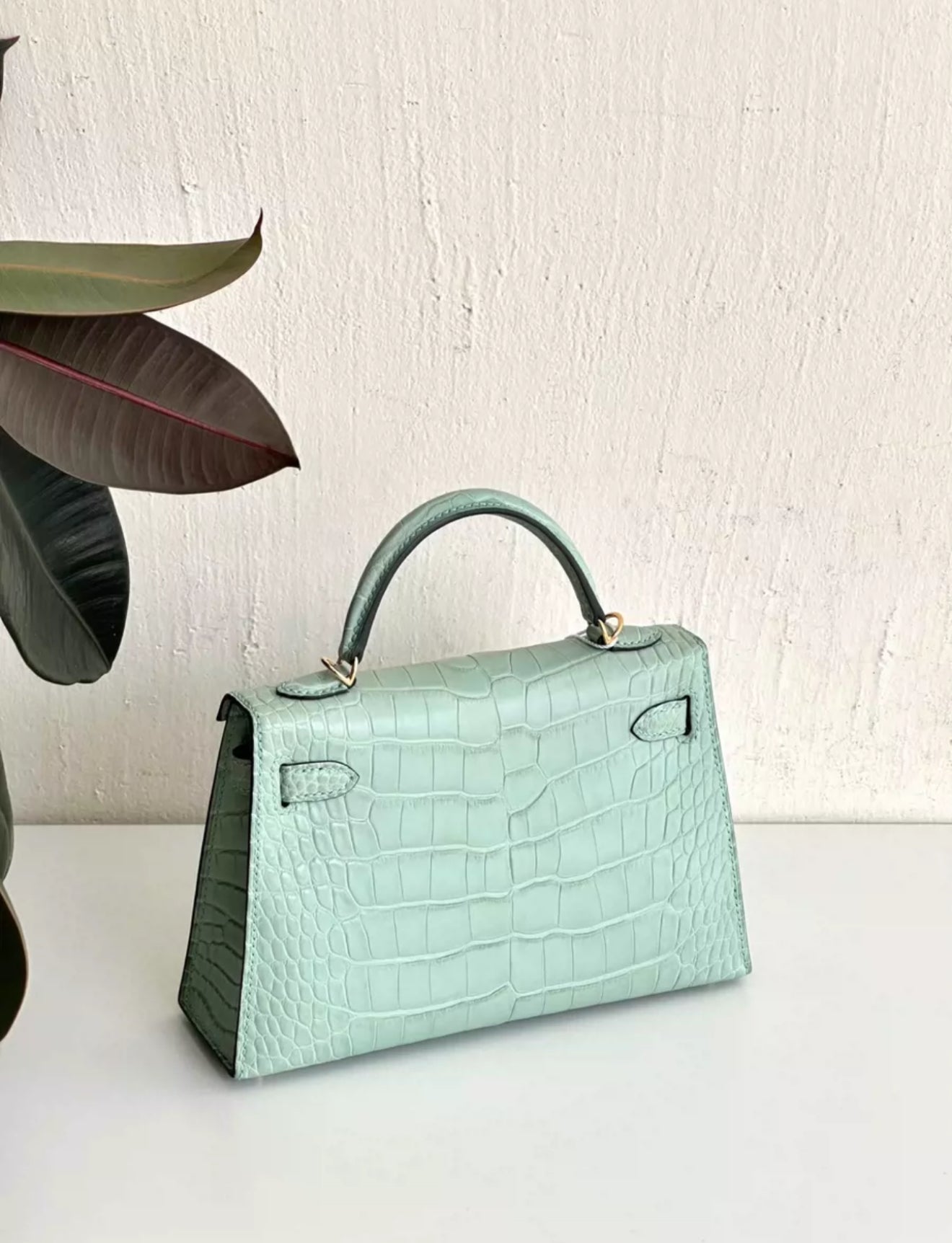 HERMES MINI KELLY ALLIGATOR MISSISSIPPIENSIS MATTE 6U VERT D’EAU GOLD HARDWARE