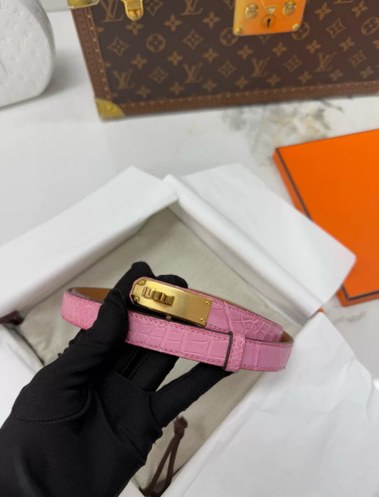 Hermès Kelly Belt Pink Crocodile leather Gold Hardware