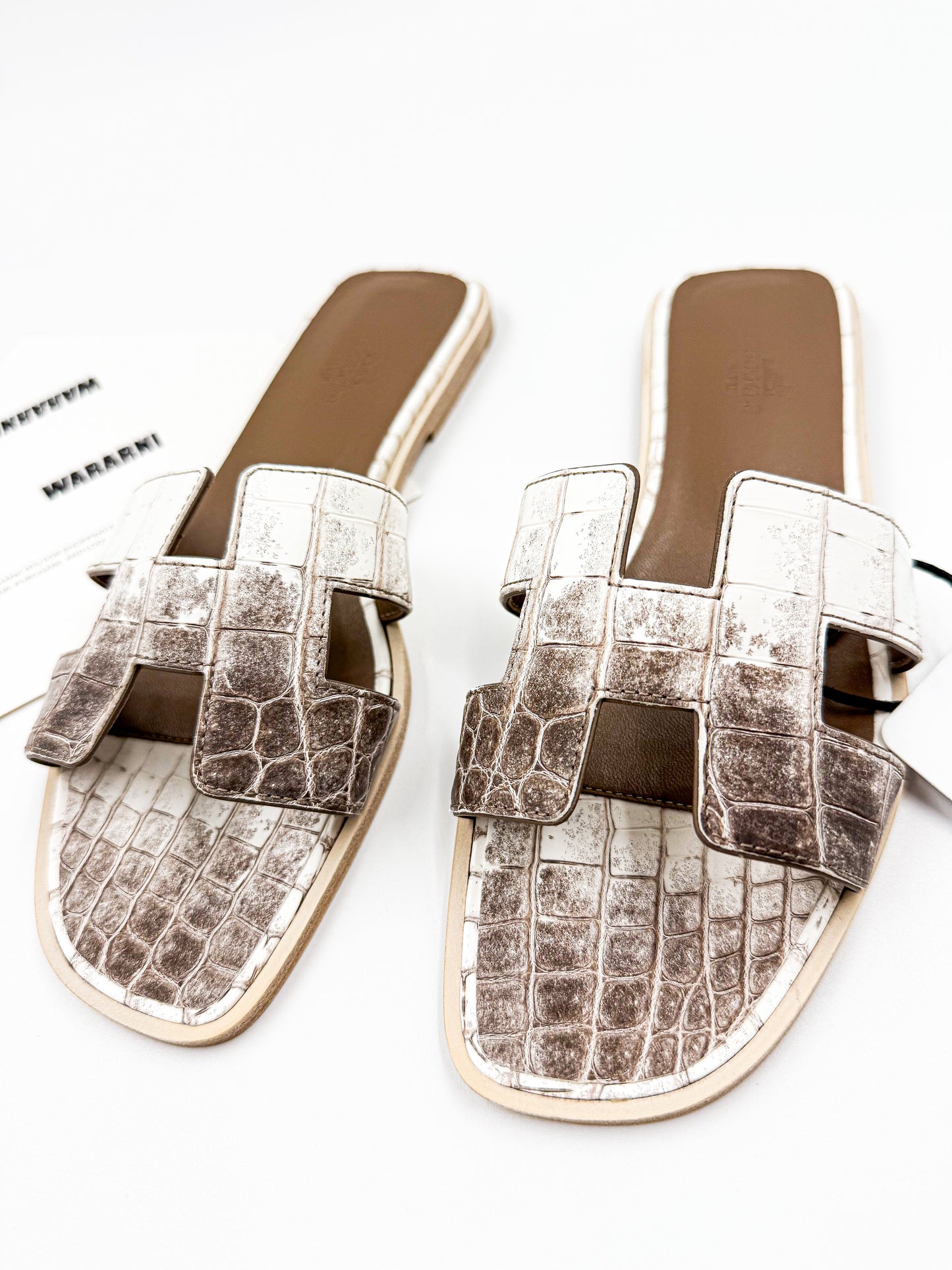 Hermès Oran Sandals in Himalaya Niloticus Crocodile - size 38