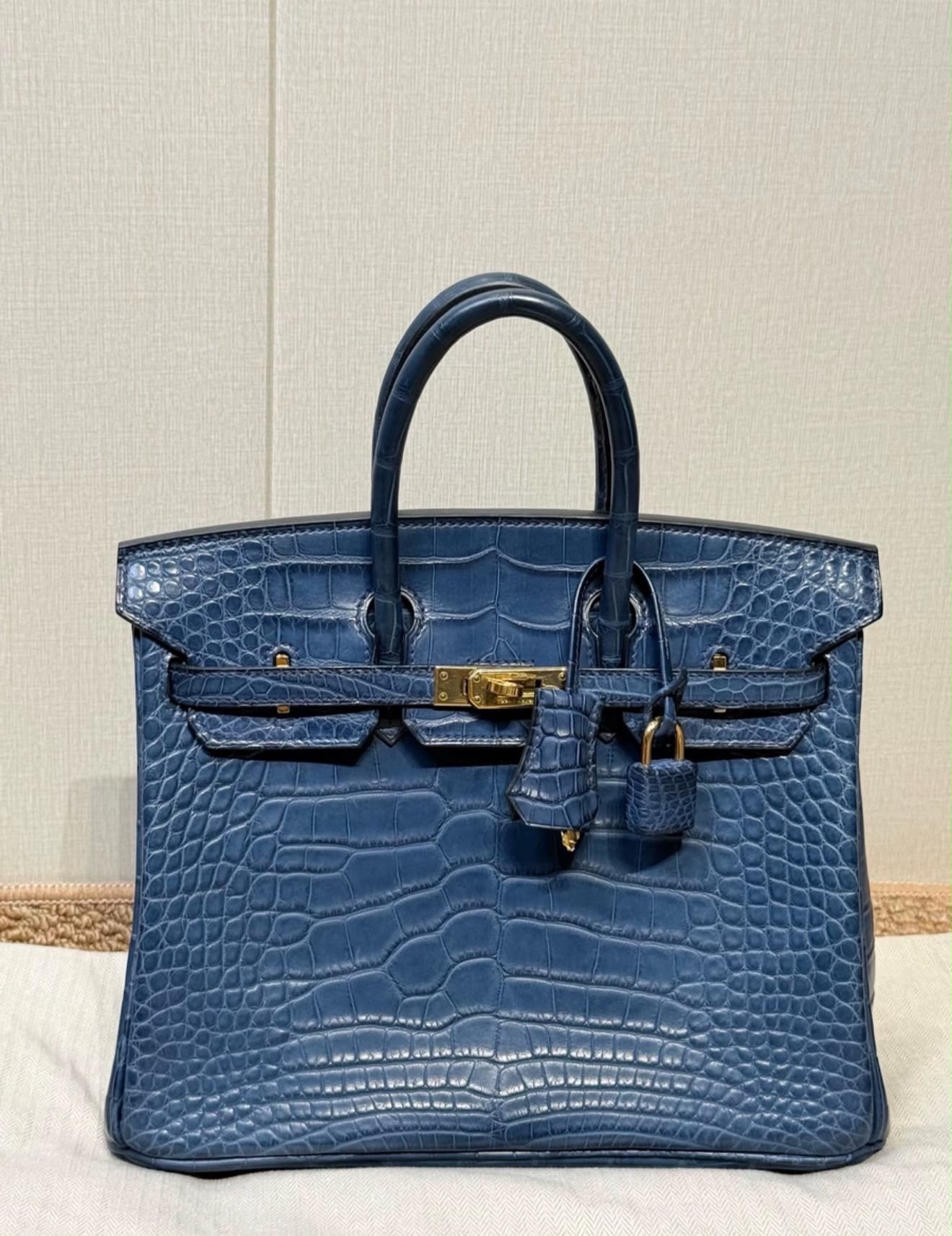 Hermes Birkin 25 Royal Blue Matte Alligator leather gold hardware